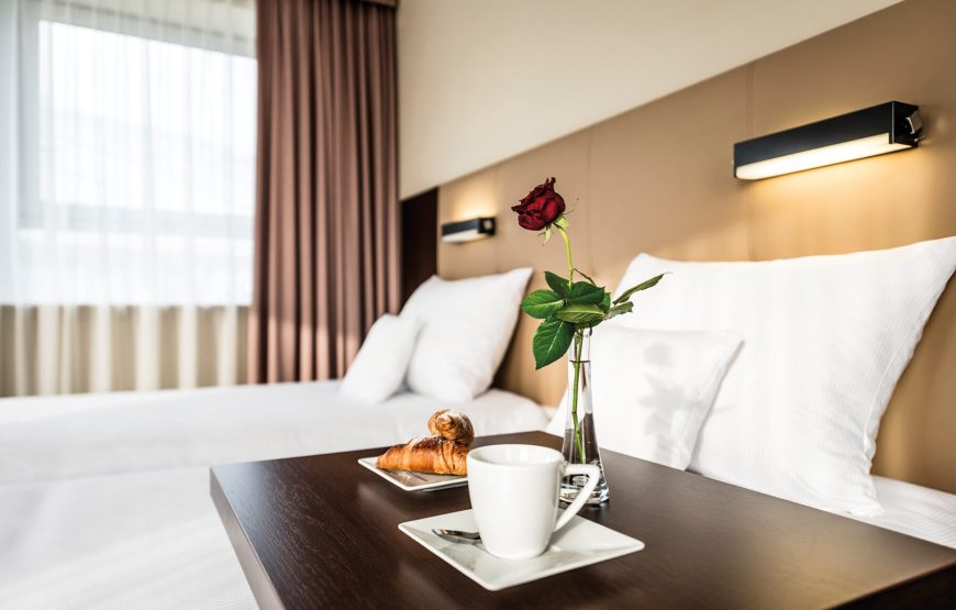 Hotel Victor Pruszków DeSilva